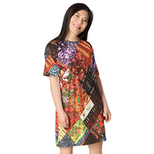 Load image into Gallery viewer, T-shirt dress Unique Art